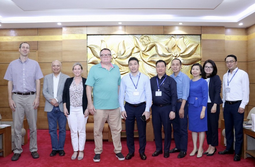 VUFO Proposes Winrock International to co-host Cooperation Initiatives Workshop for NGOs in Vietnam VUFO Proposes Winrock International to co-host Cooperation Initiatives Workshop for NGOs in Vietnam