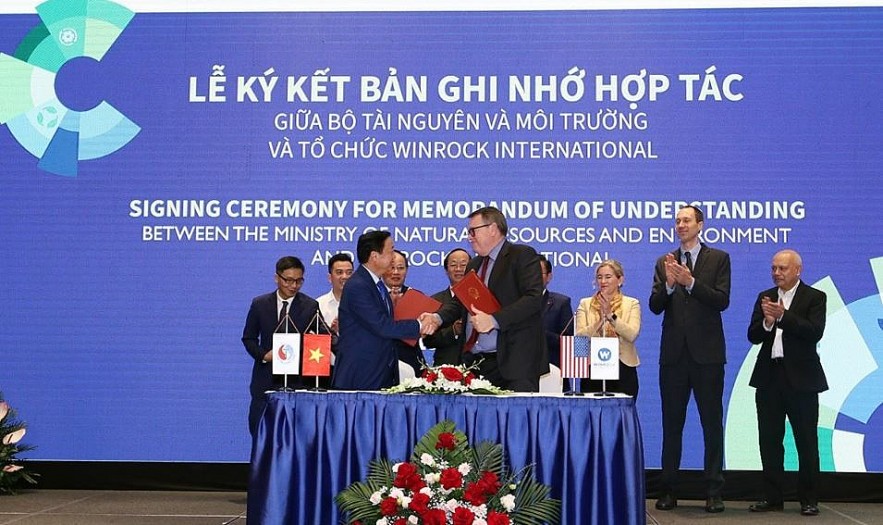 VUFO Proposes Winrock International to co-host Cooperation Initiatives Workshop for NGOs in Vietnam VUFO Proposes Winrock International to co-host Cooperation Initiatives Workshop for NGOs in Vietnam
