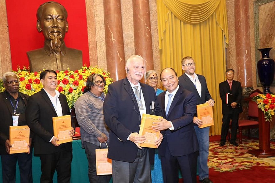 Vietnamese People Cherish Peace, Independence and Freedom values Vietnamese People Cherish Peace, Independence and Freedom values