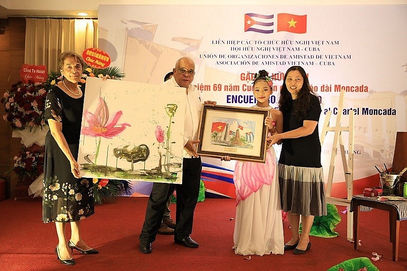 Vietnam - Cuba Friendship Association Celebrates 69 Years of Moncada Barracks Attack Vietnam - Cuba Friendship Association Celebrates 69 Years of Moncada Barracks Attack