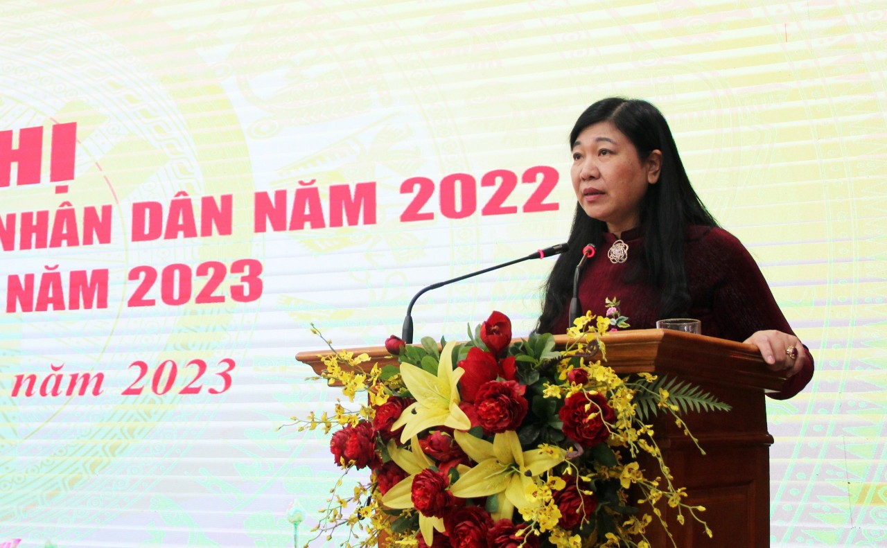 Chủ tịch Ủy ban MTTQ Việt Nam TP, Chủ tịch Liên hiệp các tổ chức hữu nghị TP Hà Nội Nguyễn Lan Hương phát biểu tại hội nghị Chủ tịch Ủy ban MTTQ Việt Nam TP, Chủ tịch Liên hiệp các tổ chức hữu nghị TP Hà Nội Nguyễn Lan Hương phát biểu tại hội nghị