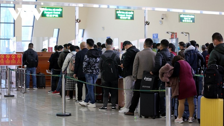 Strict control is required at border gates to closely monitor people entering from pandemic-affected countries Strict control is required at border gates to closely monitor people entering from pandemic-affected countries