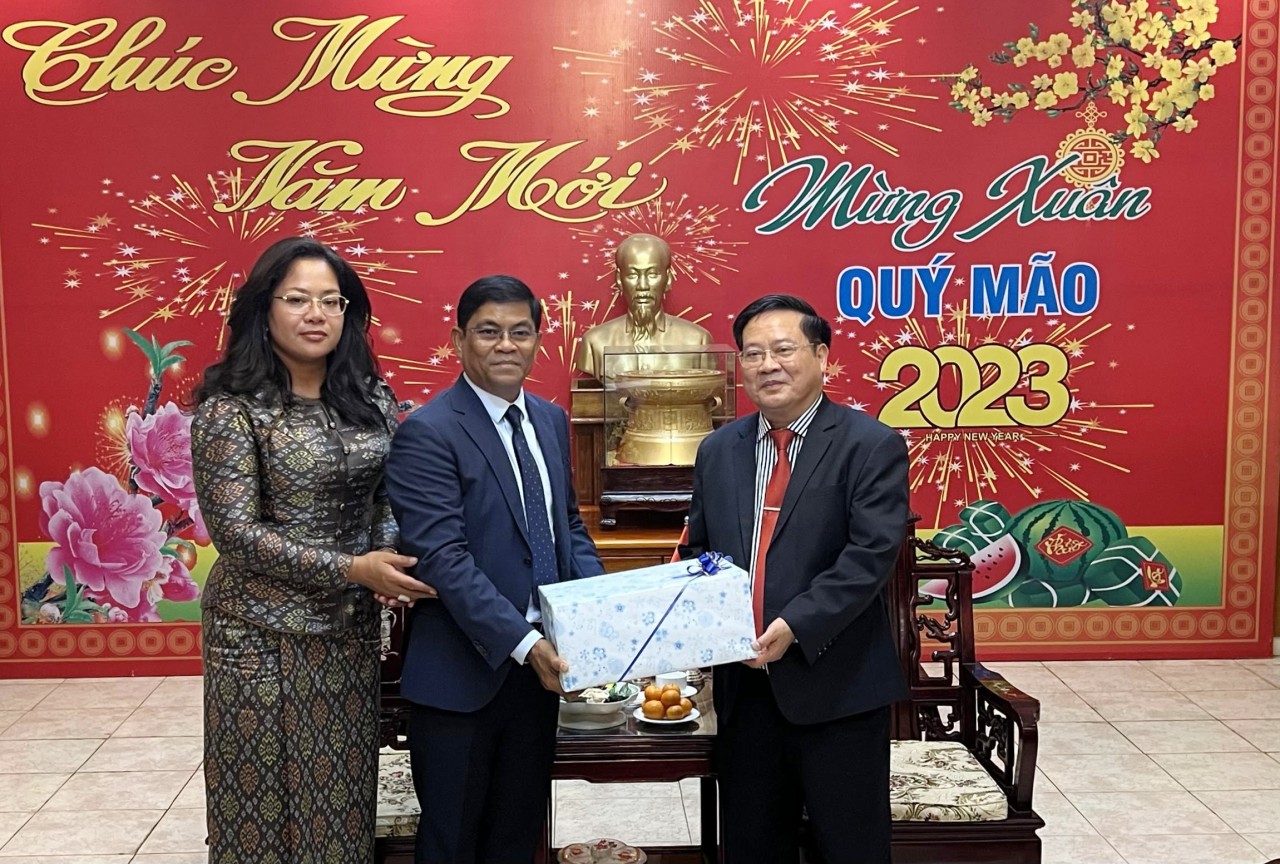 Tăng cường hữu nghị giữa 2 tỉnh Bạc Liêu và Preah Sihanouk (Vương quốc Campuchia) Tăng cường hữu nghị giữa 2 tỉnh Bạc Liêu và Preah Sihanouk (Vương quốc Campuchia)