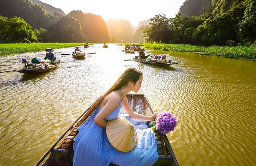Ideal Tourist Destinations Near Hanoi for Tet Holiday Ideal Tourist Destinations Near Hanoi for Tet Holiday
