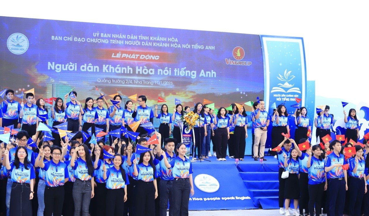 Đoàn viên, thanh niên tỉnh Khánh Hòa tại lễ phát động “Người dân Khánh Hòa nói tiếng Anh” Đoàn viên, thanh niên tỉnh Khánh Hòa tại lễ phát động “Người dân Khánh Hòa nói tiếng Anh”