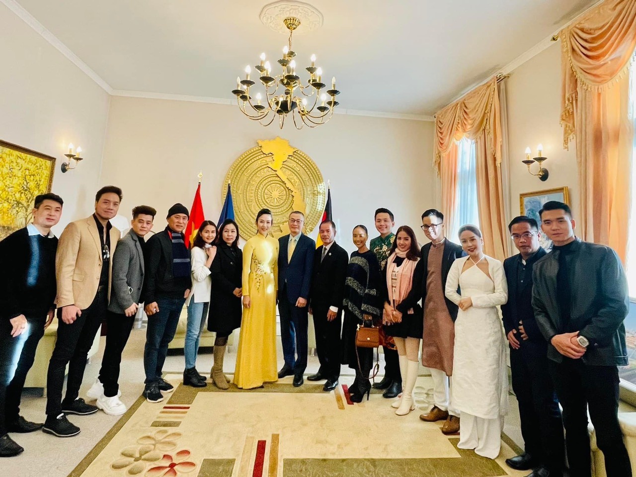 Thành phố Hồ Chí Minh: Tổ chức đoàn nghệ thuật biểu diễn phục vụ kiều bào Châu Âu dịp Tết