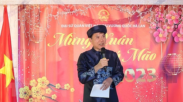 Xuân Quê hương ấm lòng người Việt ở xứ sở cối xay gió và hoa tuylip | Người Việt bốn phương | Vietnam+ (VietnamPlus) Xuân Quê hương ấm lòng người Việt ở xứ sở cối xay gió và hoa tuylip | Người Việt bốn phương | Vietnam+ (VietnamPlus)