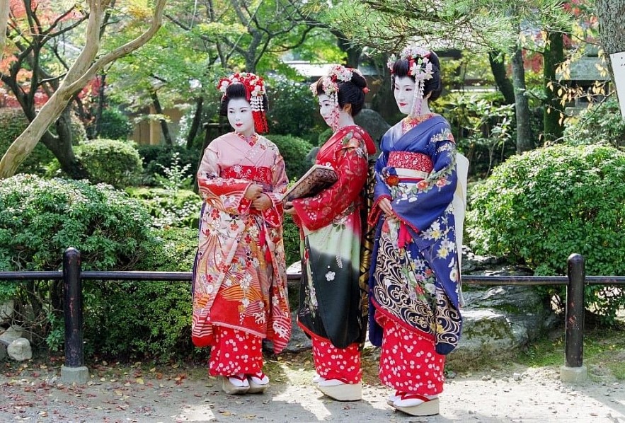 Different Lunar New Year Rituals Across Asia Different Lunar New Year Rituals Across Asia