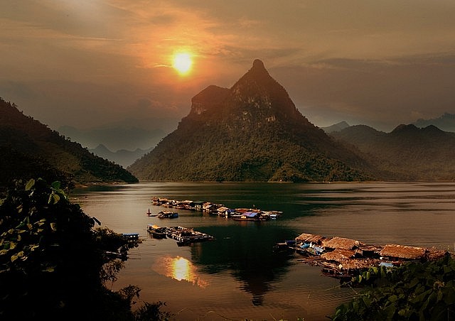Na Hang: The Wild Beauty of the Northeast Na Hang: The Wild Beauty of the Northeast