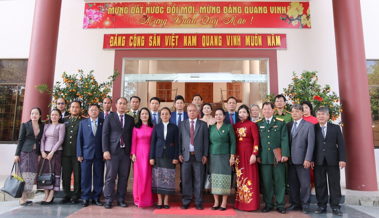Tỉnh Attapư (Lào) thăm, chúc Tết tỉnh Kon Tum nhân dịp Tết Nguyên đán Quý Mão 2023 Tỉnh Attapư (Lào) thăm, chúc Tết tỉnh Kon Tum nhân dịp Tết Nguyên đán Quý Mão 2023