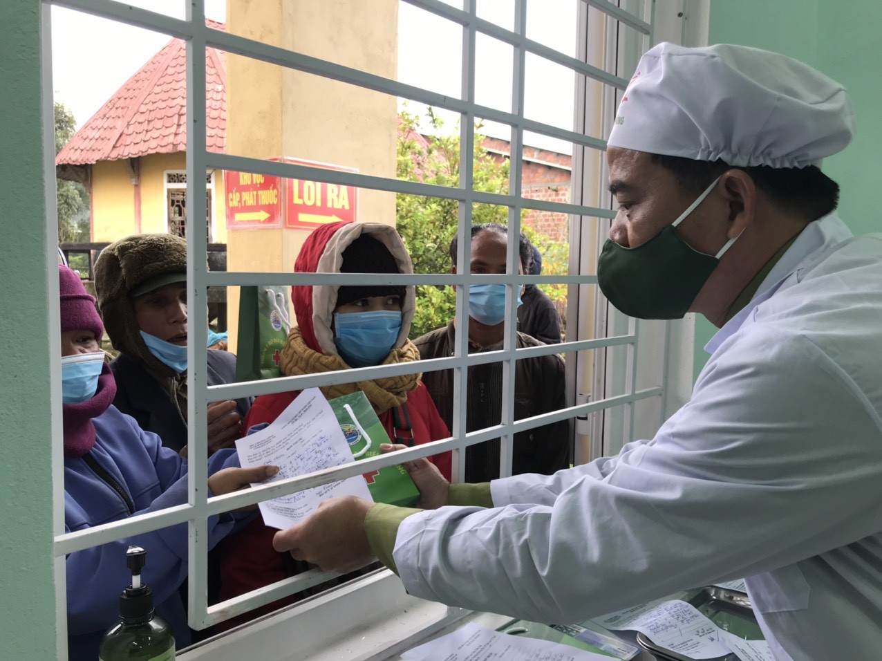 Xuân đã về trên biên cương: Để đồng bào có cái Tết ấm lo Xuân đã về trên biên cương: Để đồng bào có cái Tết ấm lo