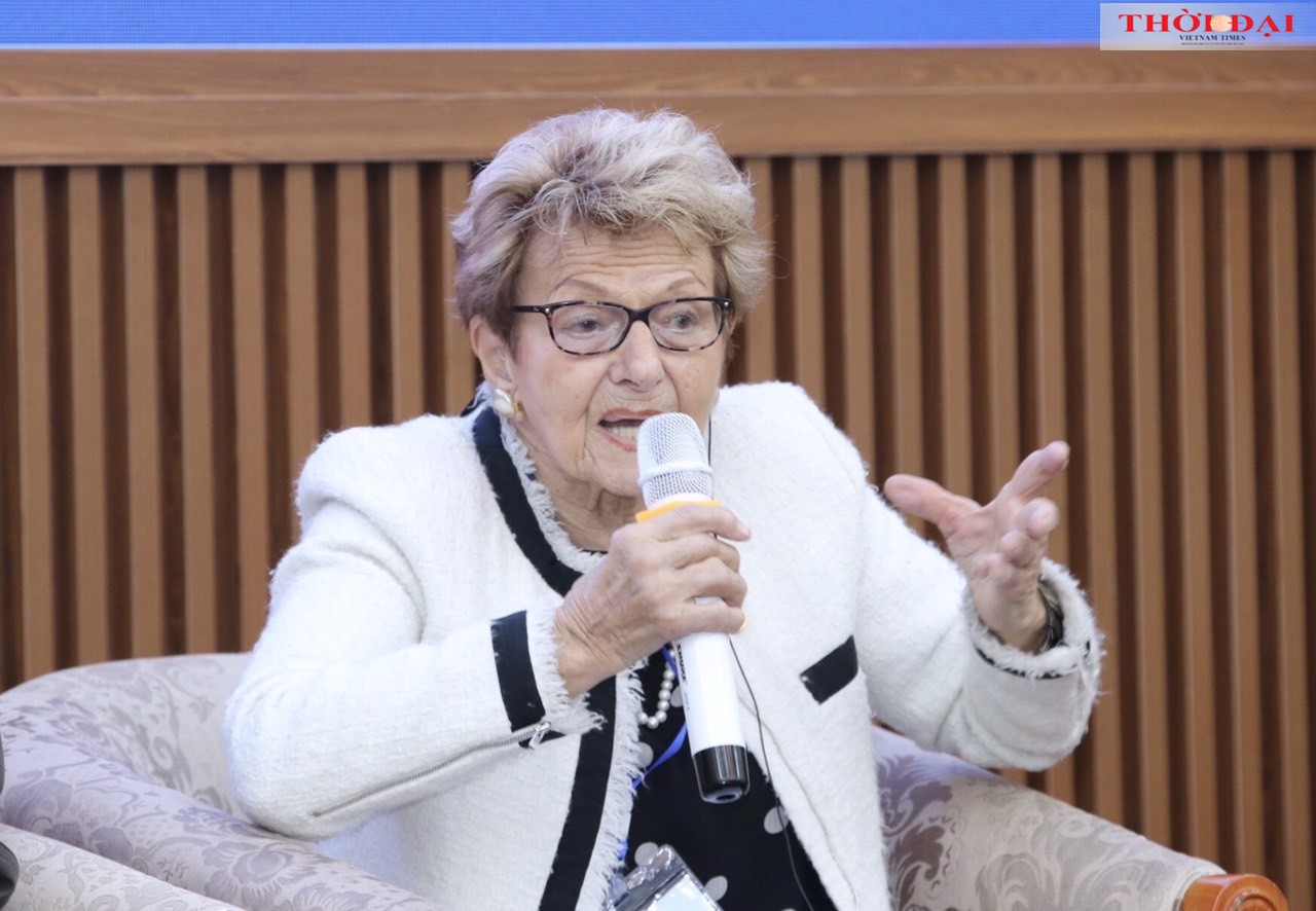 Bà Helen Luc - nguyên Thượng nghị sỹ, nguyên Chủ tịch nhóm nghị sỹ hữu nghị Đảng Cộng sản Pháp tại Thượng viện Pháp, Chủ tịch danh dự Hội Hữu nghị Pháp – Việt (Ảnh: Thu Hà).