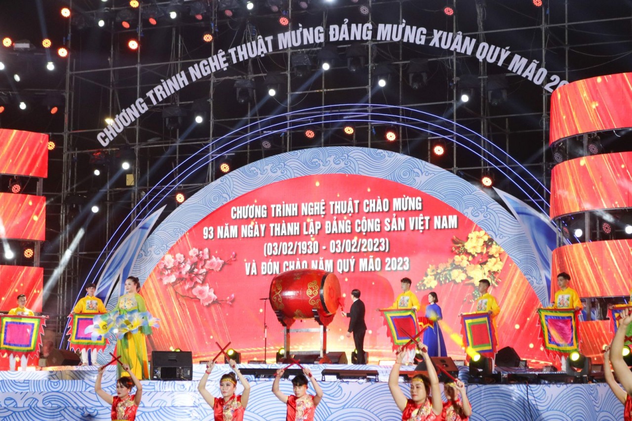 Bình Định: Chương trình nghệ thuật mừng Đảng mừng Xuấn Quý Mão 2023 Bình Định: Chương trình nghệ thuật mừng Đảng mừng Xuấn Quý Mão 2023