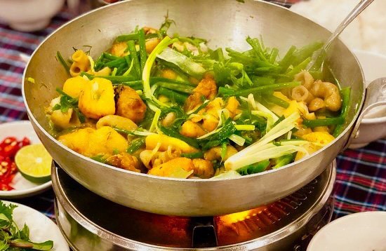 Món ăn truyền thống Việt "lên mâm" khách sạn 5 sao