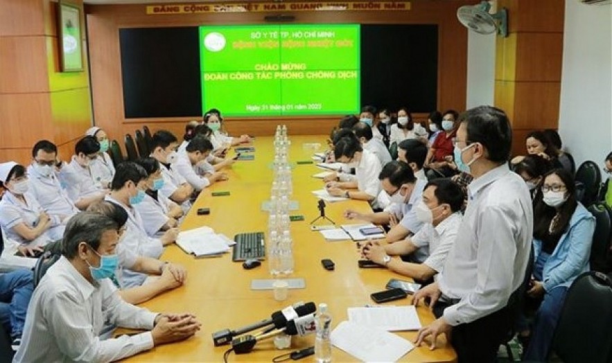 The Ministry of Health delegation has a working session with the HCM City Hospital for Tropical Diseases The Ministry of Health delegation has a working session with the HCM City Hospital for Tropical Diseases