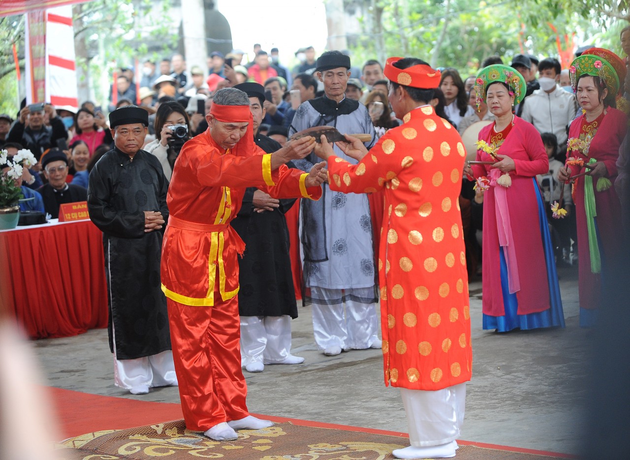 Lễ hội thề không tham nhũng được tổ chức trở lại sau 3 năm gián đoạn vì Covid-19 Lễ hội thề không tham nhũng được tổ chức trở lại sau 3 năm gián đoạn vì Covid-19