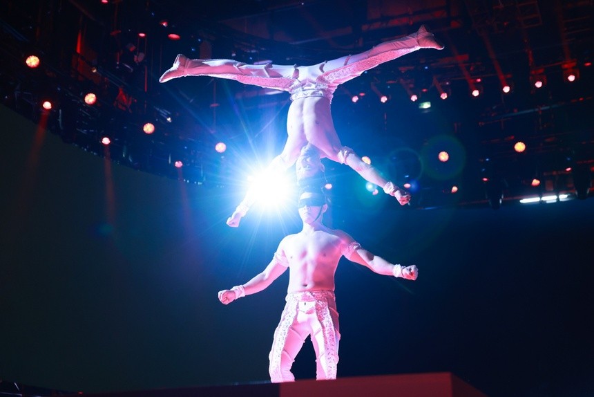Giang Quoc Co and Giang Quoc Nghiep officially broke a new world record in Milan on February 3