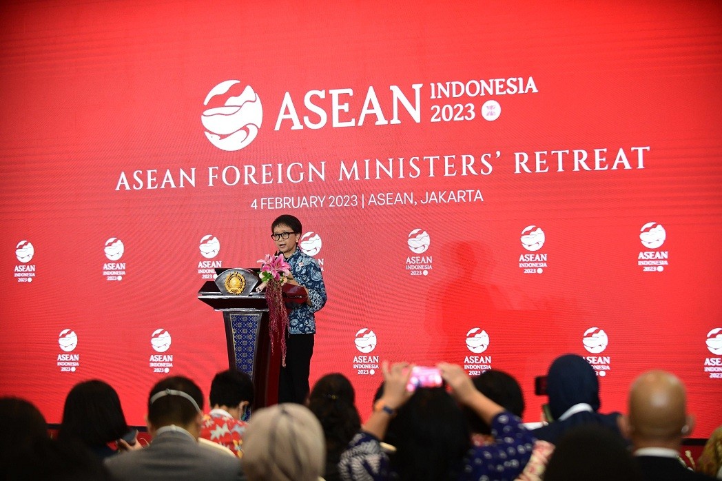 At the press conference for AMM Retreat 2023, Foreign Minister Retno Marsudi of Indonesia highlighted the outcomes of the meeting. At the press conference for AMM Retreat 2023, Foreign Minister Retno Marsudi of Indonesia highlighted the outcomes of the meeting.