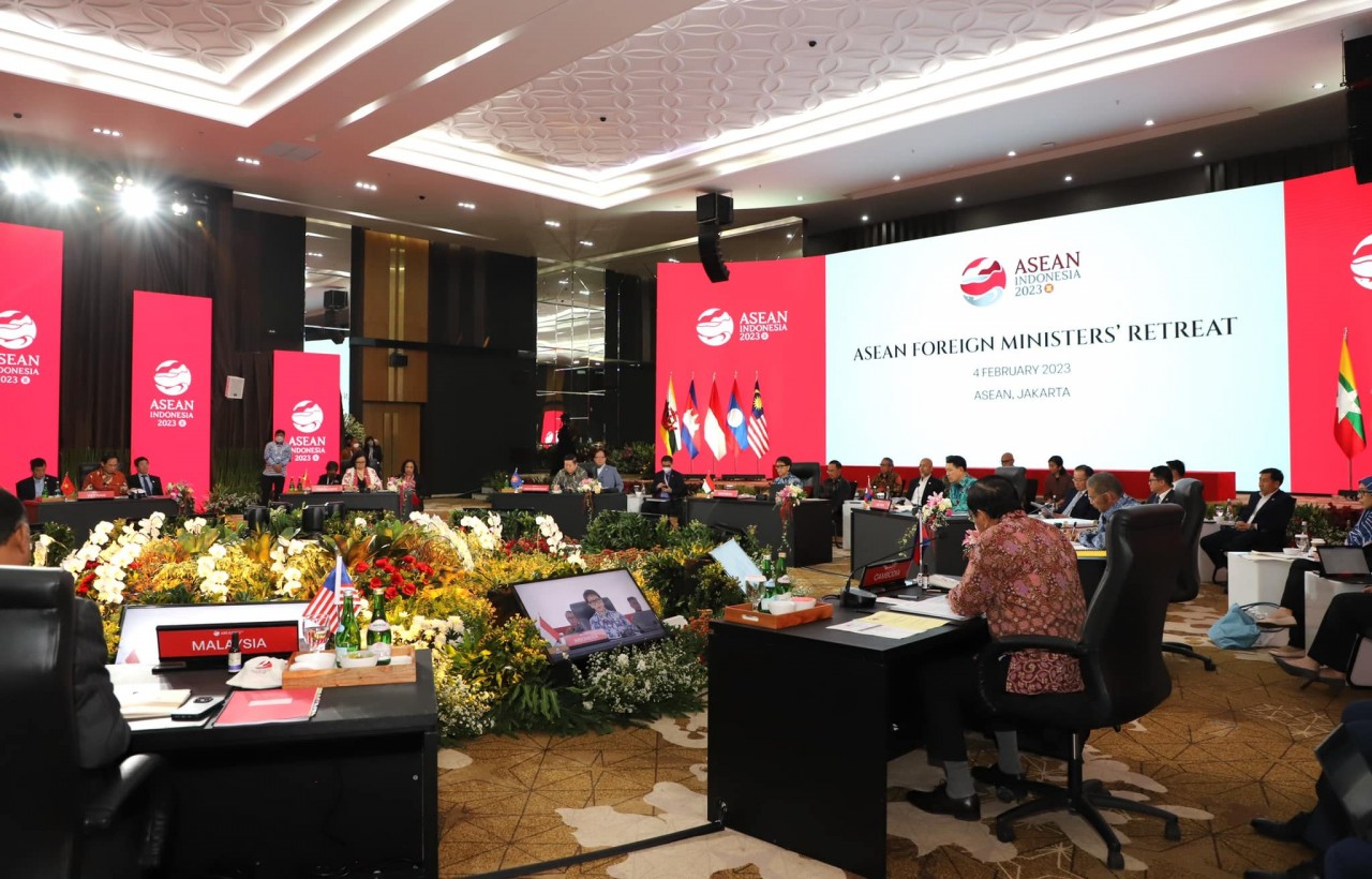 At the ASEAN Foreign Ministers’ Retreat. At the ASEAN Foreign Ministers’ Retreat.