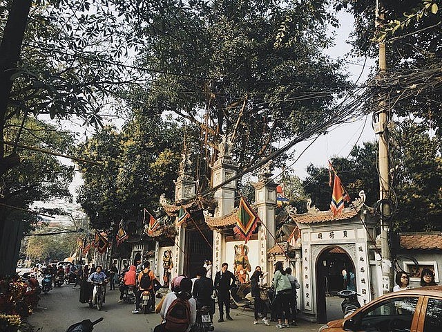 Top 6 Famous and Sacred Pagodas in Hanoi Top Six Famous and Sacred Pagodas in Hanoi