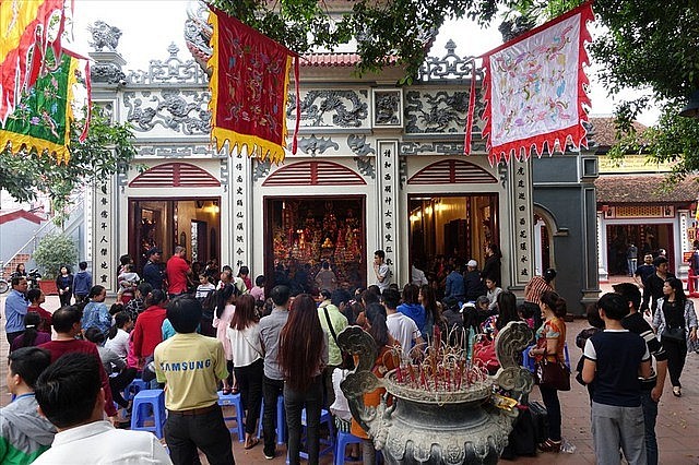 Top 6 Famous and Sacred Pagodas in Hanoi Top Six Famous and Sacred Pagodas in Hanoi
