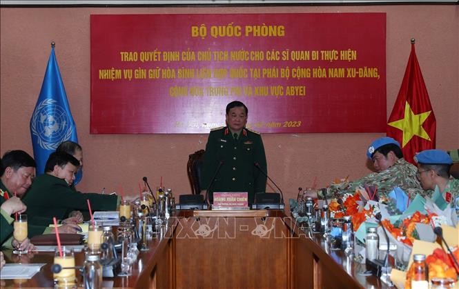 Tiếp tục cử sĩ quan QĐND Việt Nam đi làm nhiệm vụ gìn giữ hòa bình LHQ Tiếp tục cử sĩ quan QĐND Việt Nam đi làm nhiệm vụ gìn giữ hòa bình LHQ