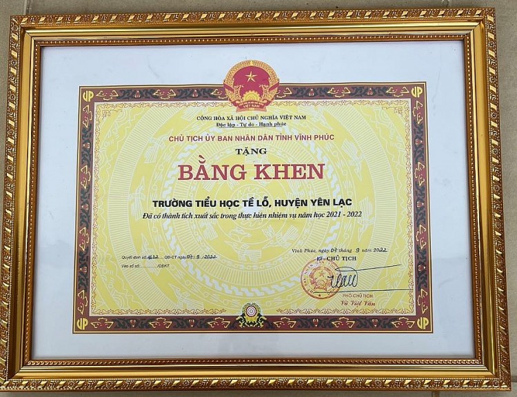 Chi bộ trường Tiểu học Tề Lỗ làm tốt công tác phát triển Đảng góp phần nâng cao chất lượng giáo dục Chi bộ trường Tiểu học Tề Lỗ làm tốt công tác phát triển Đảng góp phần nâng cao chất lượng giáo dục