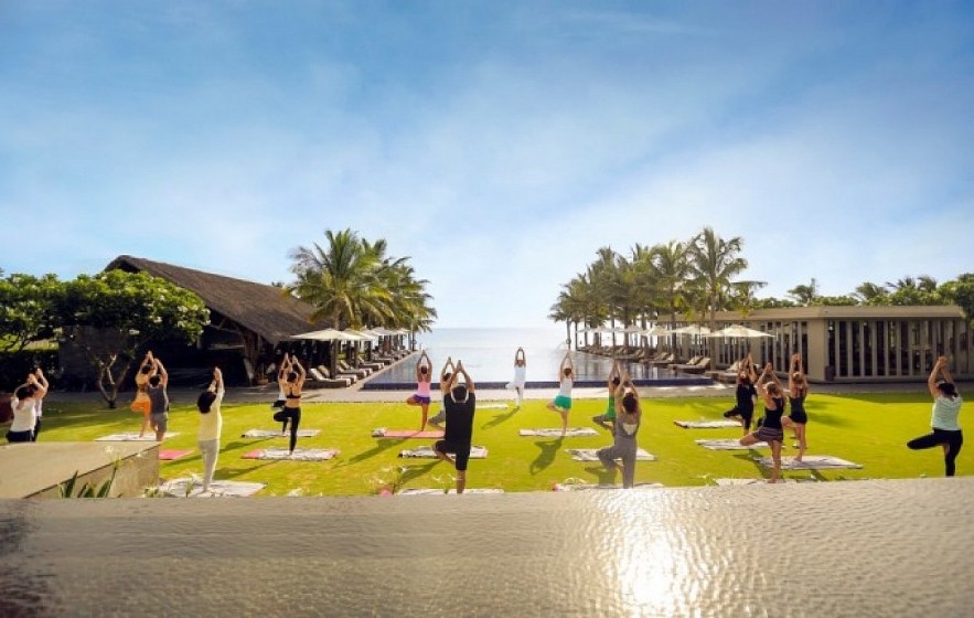 Visitors do yoga at Naman Retreat in the central city of Danang (Photo: Naman Retreat) Visitors do yoga at Naman Retreat in the central city of Danang (Photo: Naman Retreat)