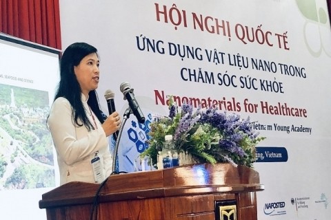 Giáo sư Nguyễn Thị Kim Thanh nhận giải thưởng Giáo sư Nguyễn Thị Kim Thanh nhận giải thưởng