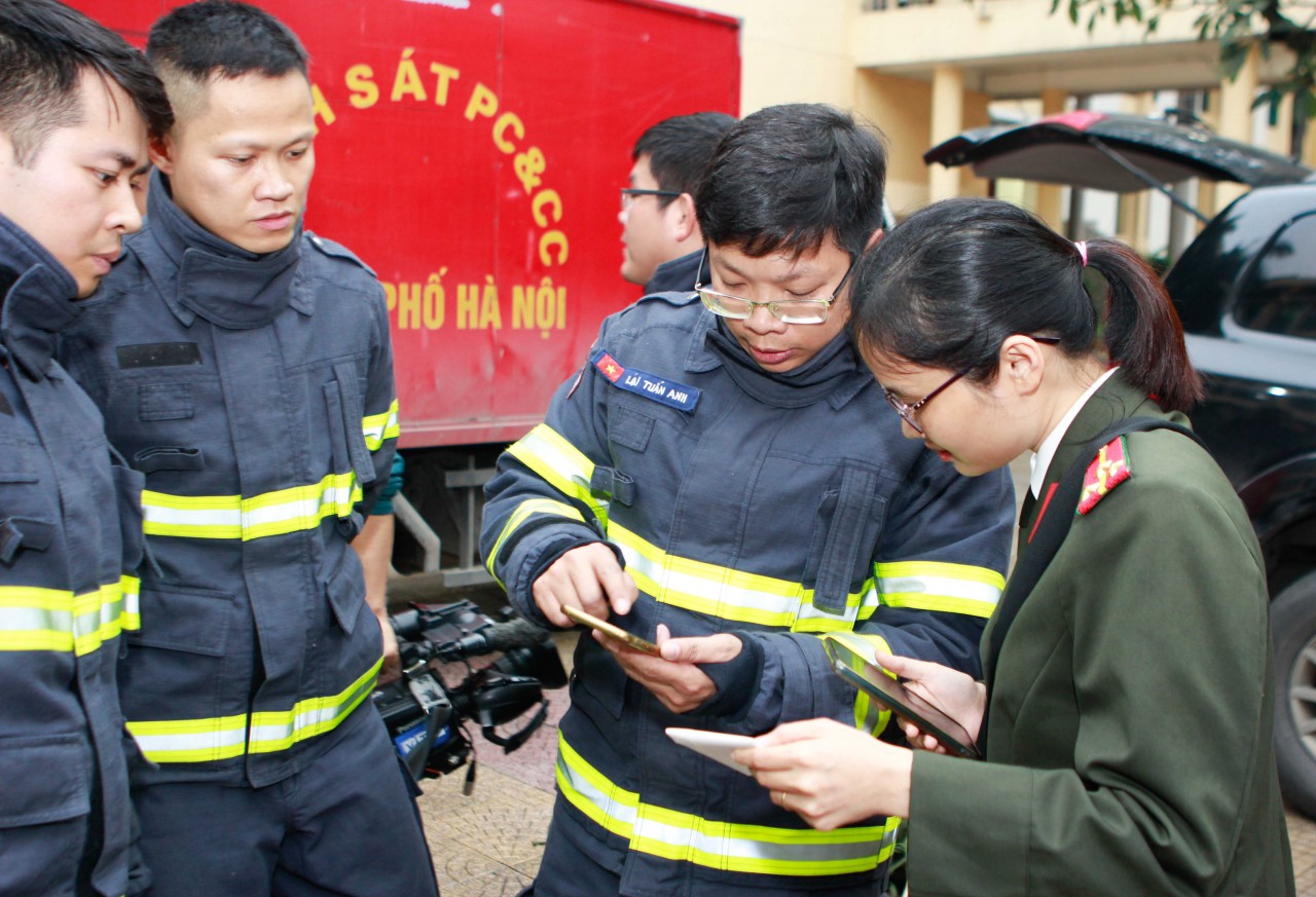 Bộ Công an cử 24 cán bộ, chiến sỹ tham gia cứu nạn, cứu hộ tại Thổ Nhĩ Kỳ sau động đất Bộ Công an cử 24 cán bộ, chiến sỹ tham gia cứu nạn, cứu hộ tại Thổ Nhĩ Kỳ sau động đất