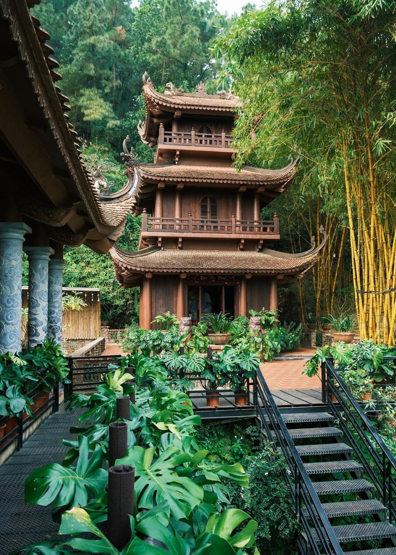 Địa Tạng Phi Lai Tự : Vẻ đẹp thu hút khách du lịch Địa Tạng Phi Lai Tự : Vẻ đẹp thu hút khách du lịch