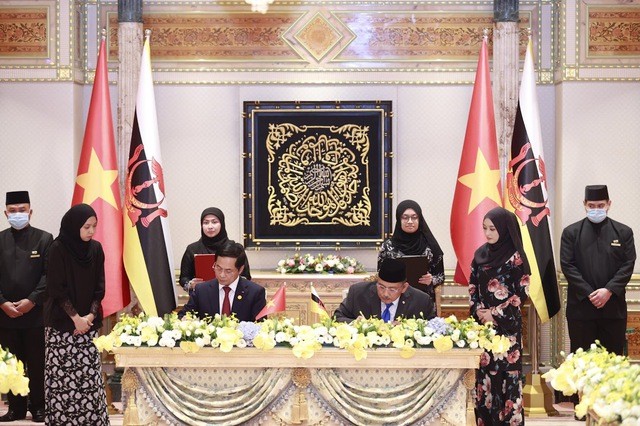 Tăng cường kết nối hai nền kinh tế, thúc đẩy quan hệ Đối tác Toàn diện Việt Nam-Brunei Tăng cường kết nối hai nền kinh tế, thúc đẩy quan hệ Đối tác Toàn diện Việt Nam-Brunei