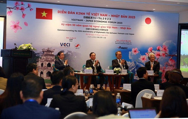 Diễn đàn không chỉ là sự kiện kỷ niệm 50 năm thiết lập quan hệ hai nước mà còn xây dựng tầm nhìn đồng sáng tạo kinh tế hướng tới kỷ niệm 50 năm quan hệ hợp tác Nhật Bản–ASEAN. (Ảnh: VGP)