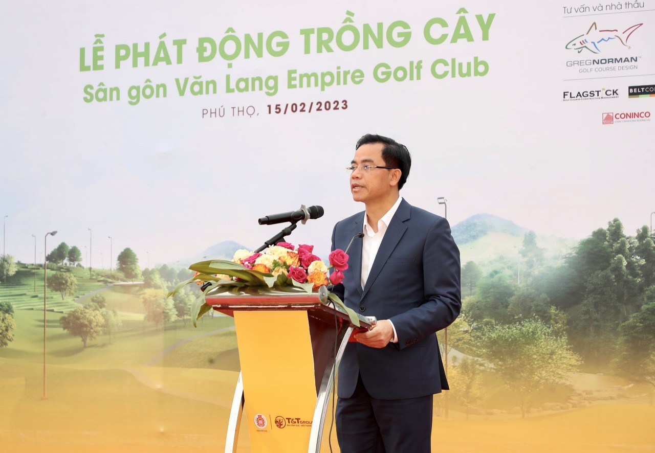 Phát động trồng cây phủ xanh 16 ha dự án sân golf tại tỉnh Phú Thọ Phát động trồng cây phủ xanh 16 ha dự án sân golf tại tỉnh Phú Thọ