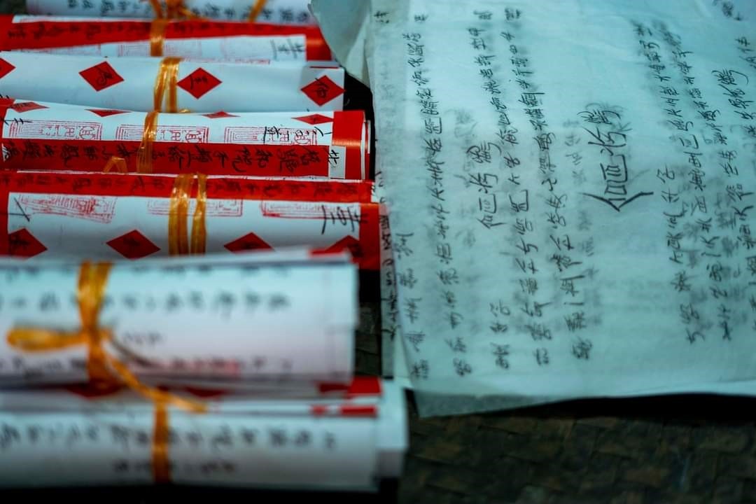 Đầu Xuân đi học chữ Nôm Dao Đầu Xuân đi học chữ Nôm Dao