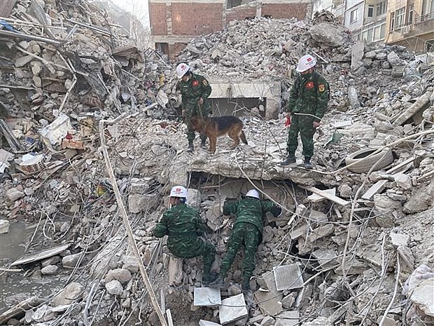 The VPA team searches for earthquake victims in Antakya on February 19. (Photo: VNA) The VPA team searches for earthquake victims in Antakya on February 19. (Photo: VNA)