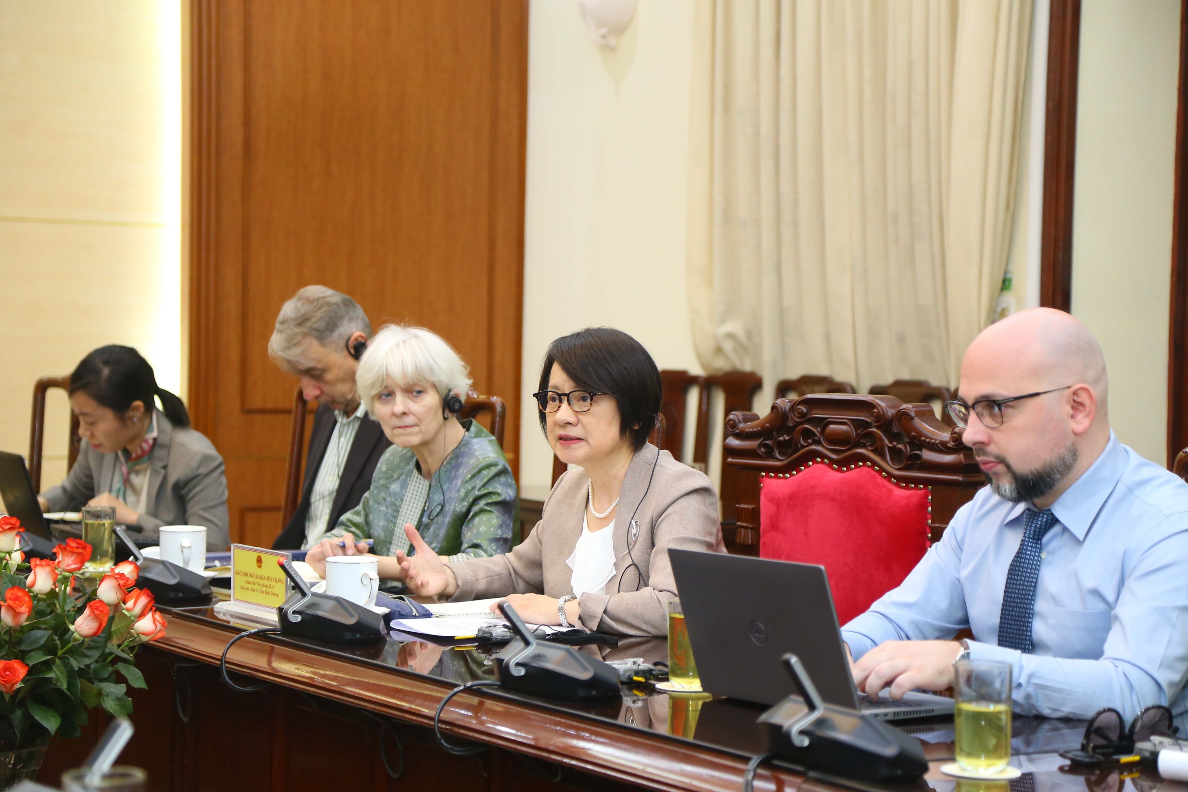 Bà Chihoko Asada-Miyakawa, Giám đốc Văn phòng ILO khu vực châu Á – Thái Bình Dương và đoàn công tác Bà Chihoko Asada-Miyakawa, Giám đốc Văn phòng ILO khu vực châu Á – Thái Bình Dương và đoàn công tác