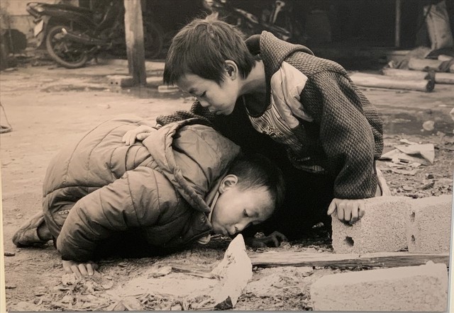 Để phụ nữ "Dám sống một cuộc đời rực rỡ" Để phụ nữ "Dám sống một cuộc đời rực rỡ"