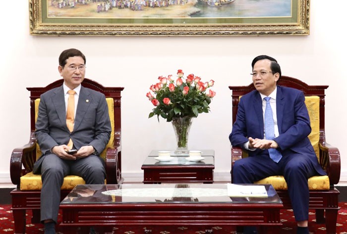 Vietnam, RoK Enhance Legislative Ties Vietnam, RoK Enhance Legislative Ties