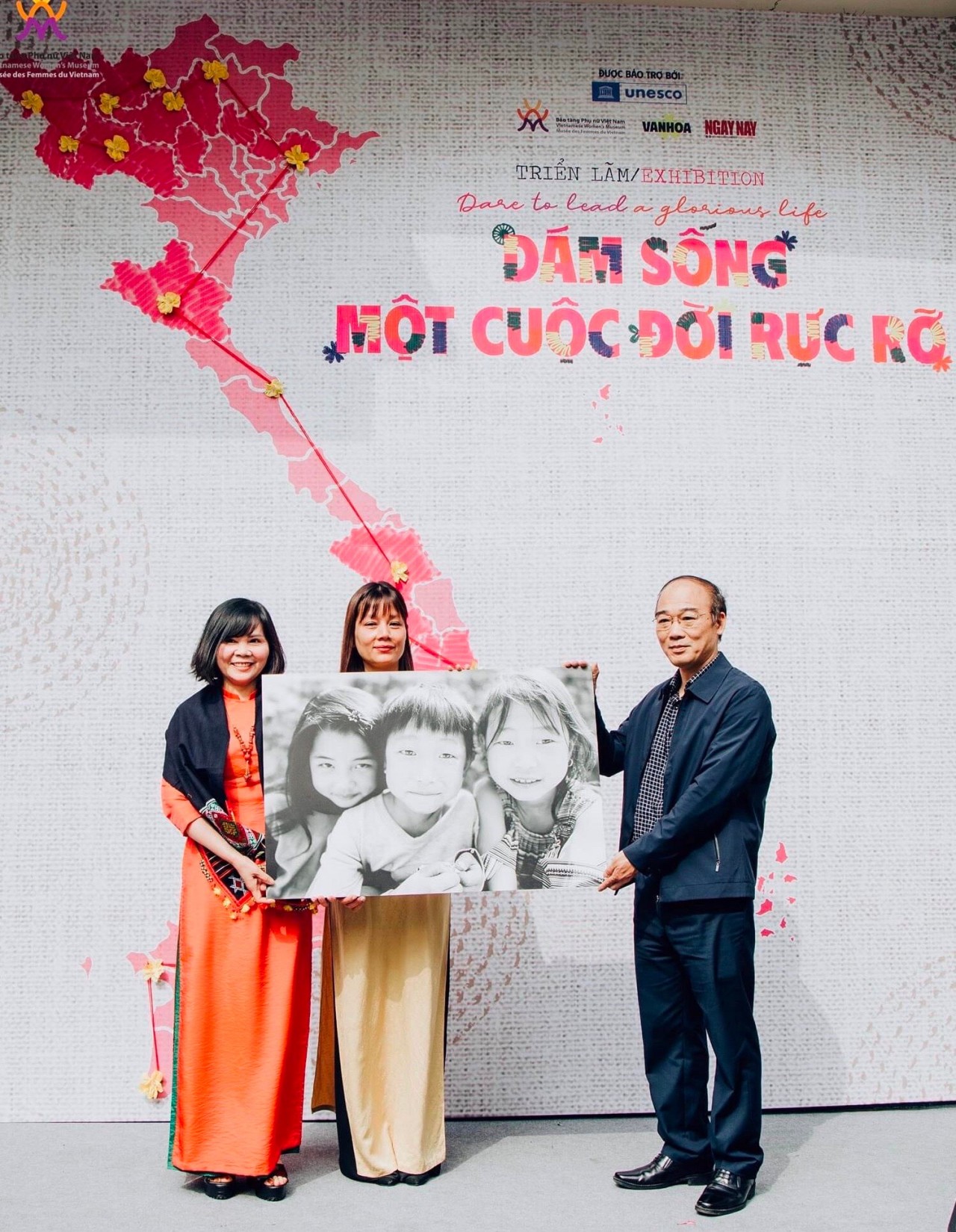 Để phụ nữ "Dám sống một cuộc đời rực rỡ" Để phụ nữ "Dám sống một cuộc đời rực rỡ"