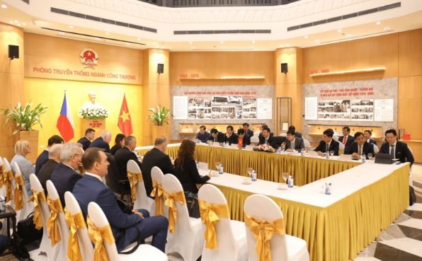 At the meeting. Photo: Ministry of Industry and Trade At the meeting. Photo: Ministry of Industry and Trade