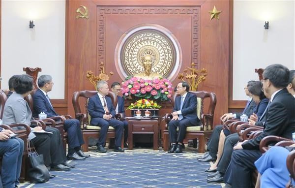 Vietnam Wants to Foster Cooperation with Chinese Localities Vietnam Wants to Foster Cooperation with Chinese Localities