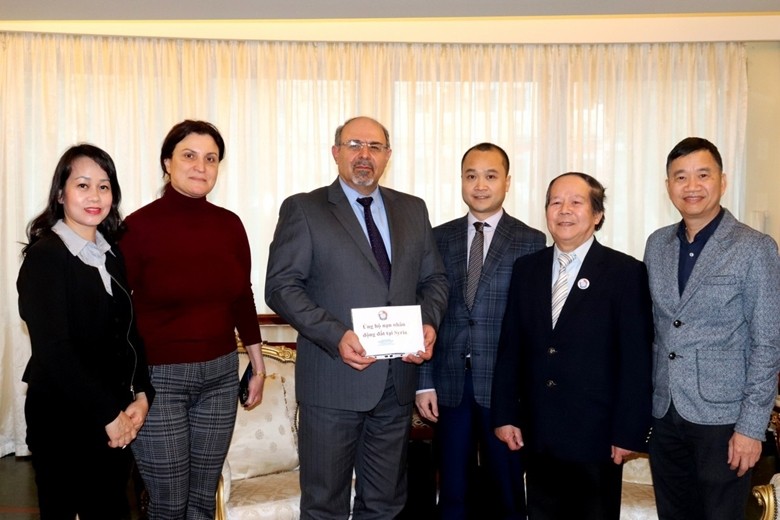 Vietnamese Raises Funds to Support Turkish, Syrian People Vietnamese Raises Funds to Support Turkish, Syrian People