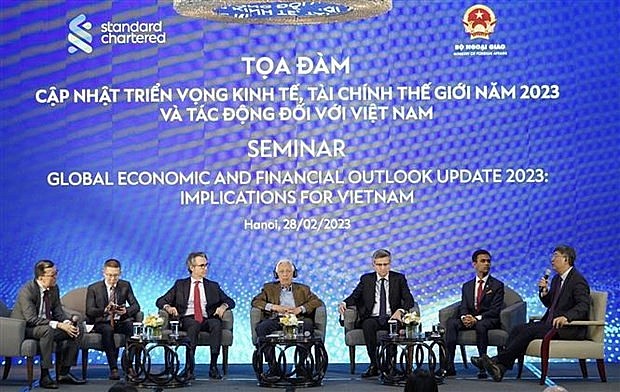 Delegates attend the seminar. (Photo: VNA) Delegates attend the seminar. (Photo: VNA)