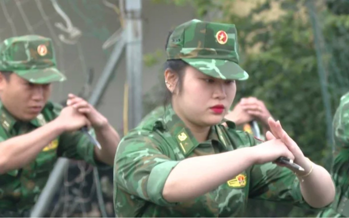 The Bravery of a Female Border Guard Soldier in Nghe An Province The Bravery of a Female Border Guard Soldier in Nghe An Province