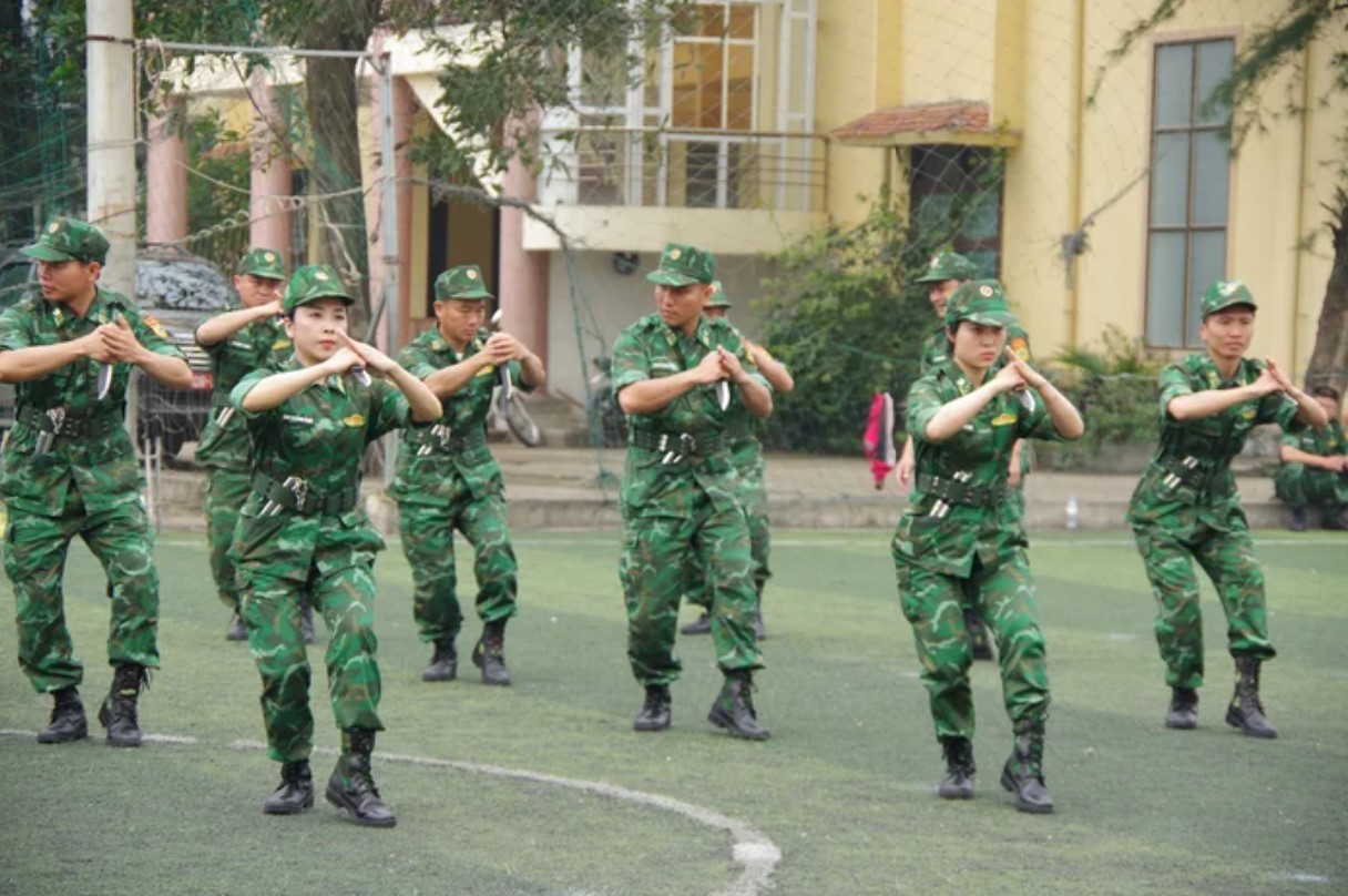 The Bravery of a Female Border Guard Soldier in Nghe An Province The Bravery of a Female Border Guard Soldier in Nghe An Province