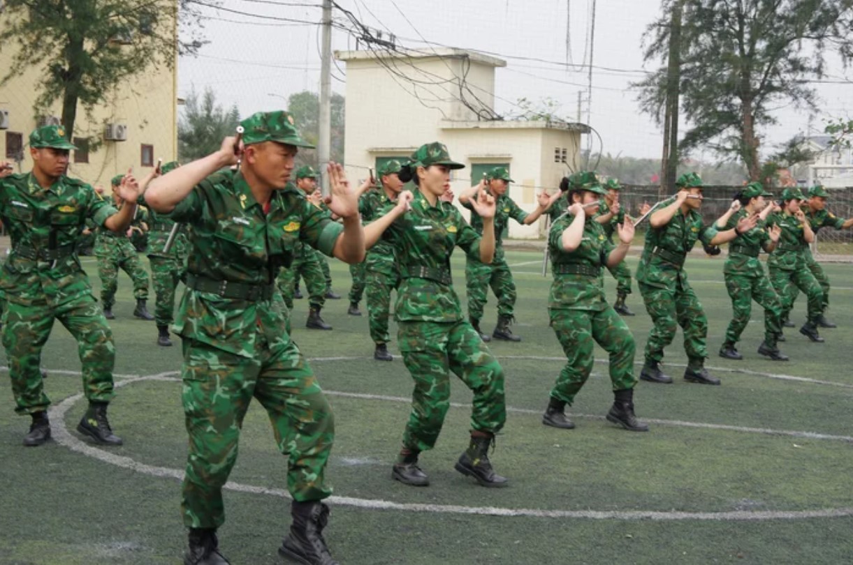 The Bravery of a Female Border Guard Soldier in Nghe An Province The Bravery of a Female Border Guard Soldier in Nghe An Province