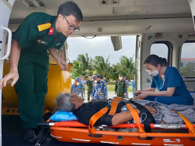 Fishermen Aided by Naval Ship after Accidents at Sea Fishermen Aided by Naval Ship after Accidents at Sea