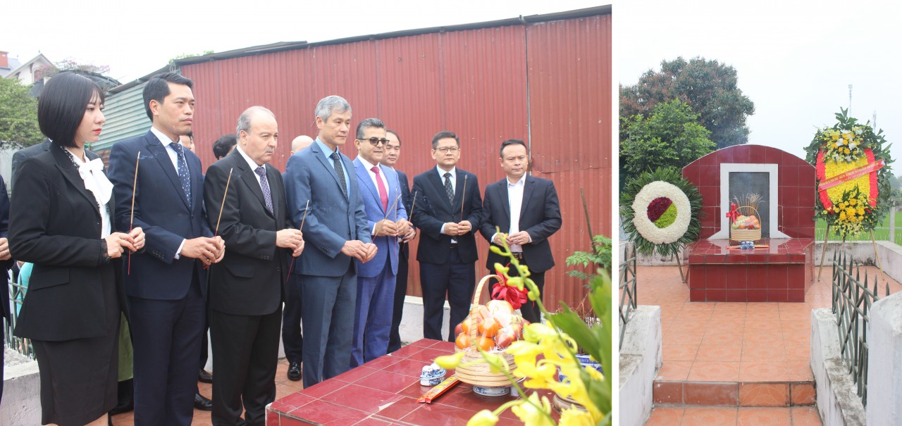 Tưởng niệm các nhà báo Algeria, Việt Nam và phi hành đoàn hy sinh năm 1974 Tưởng niệm các nhà báo Algeria, Việt Nam và phi hành đoàn hy sinh năm 1974