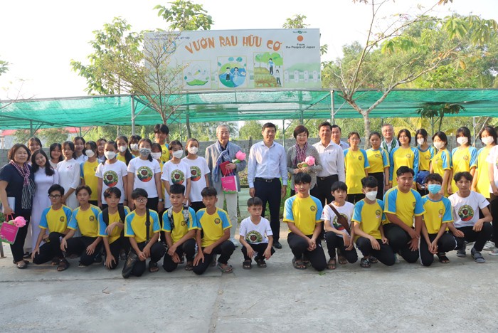Đồng Tháp: 20 trường học hưởng lợi từ dự án “Phát triển nông nghiệp hữu cơ” Đồng Tháp: 20 trường học hưởng lợi từ dự án “Phát triển nông nghiệp hữu cơ”